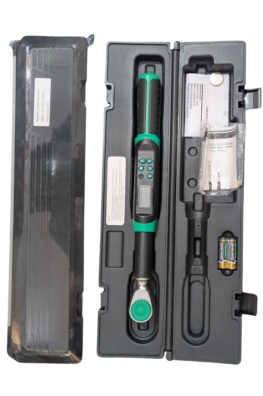 Digital Torque Wrench 6.8-135 NM 1/2 Inch